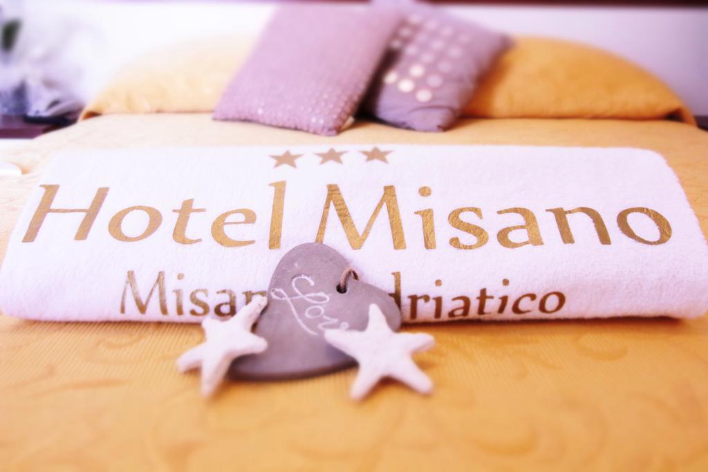 Hotel Misano Misano Adriatico Bagian luar foto