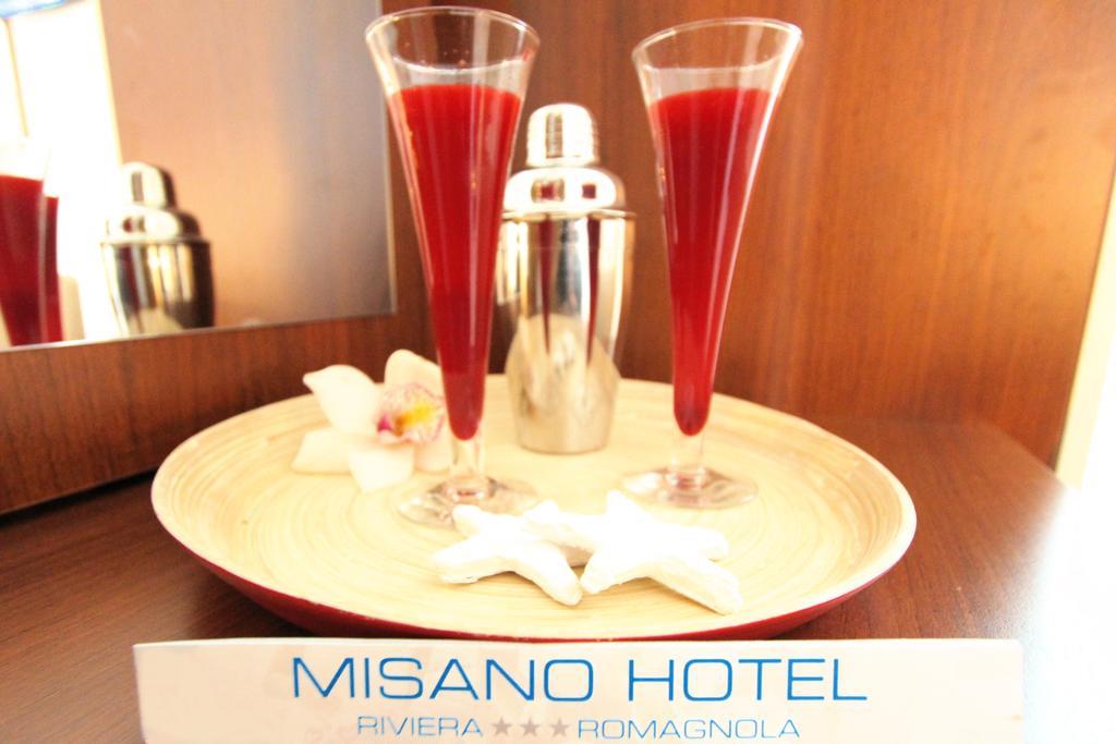 Hotel Misano Misano Adriatico Bagian luar foto