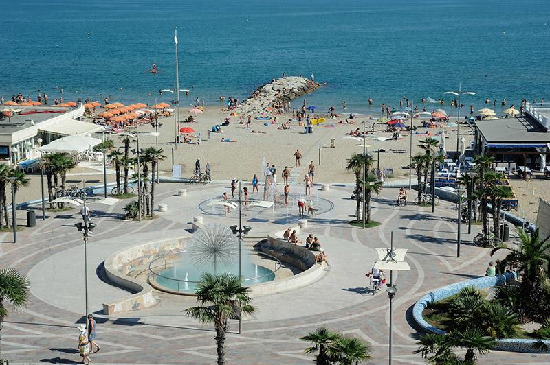 Hotel Misano Misano Adriatico Bagian luar foto