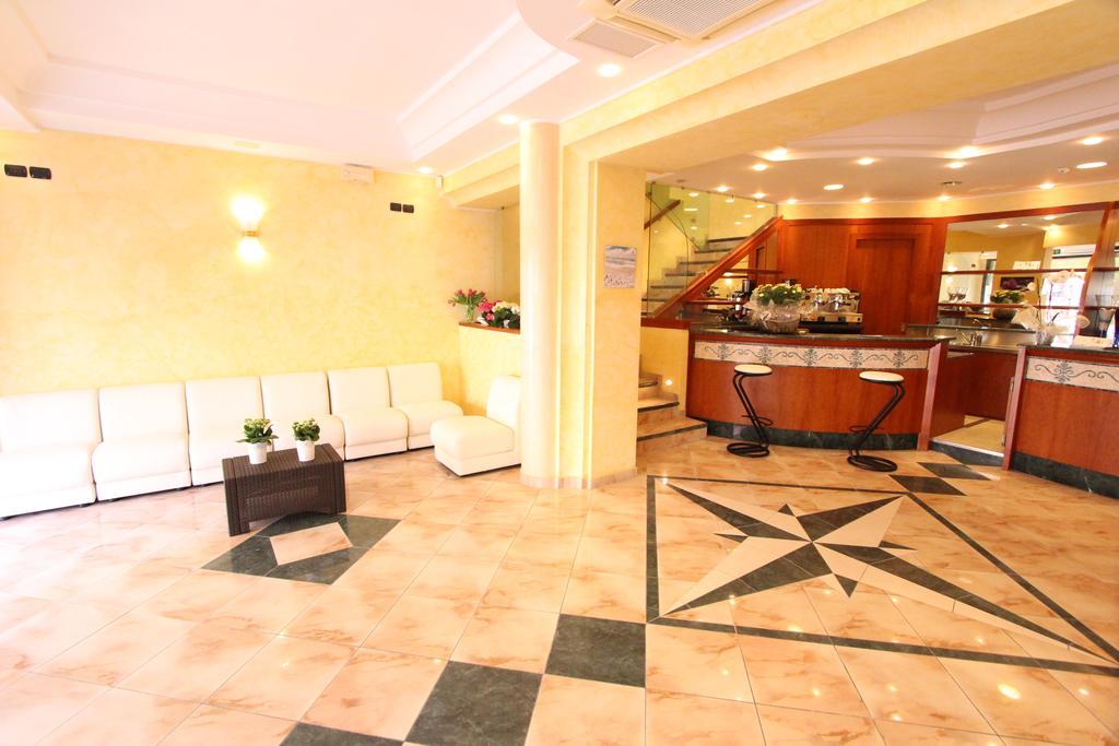 Hotel Misano Misano Adriatico Bagian luar foto